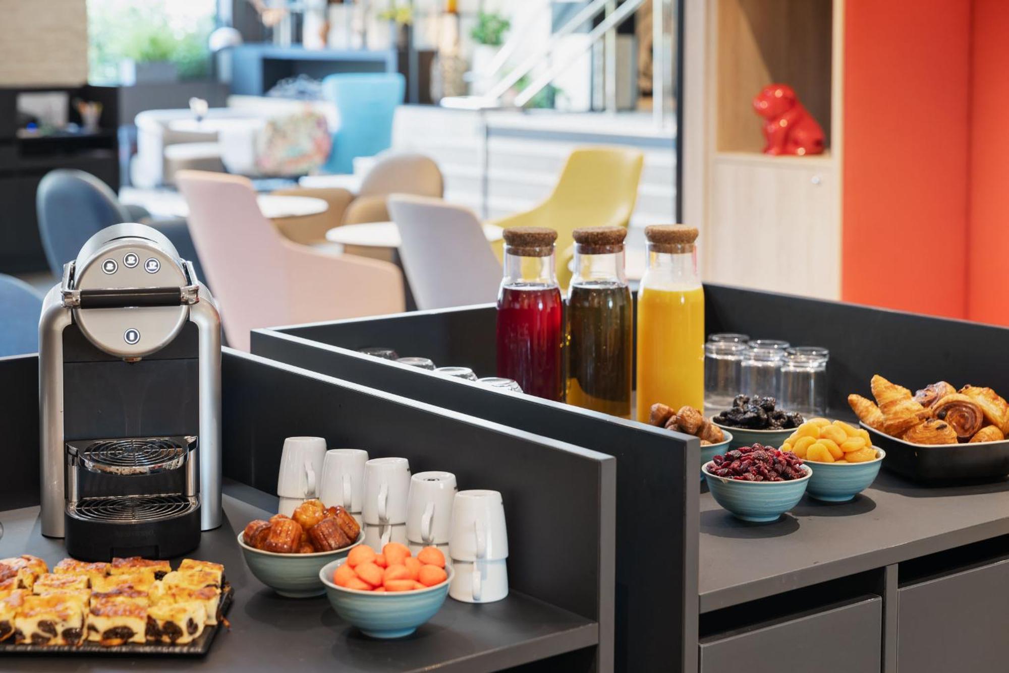 Novotel Rennes Alma Bagian luar foto