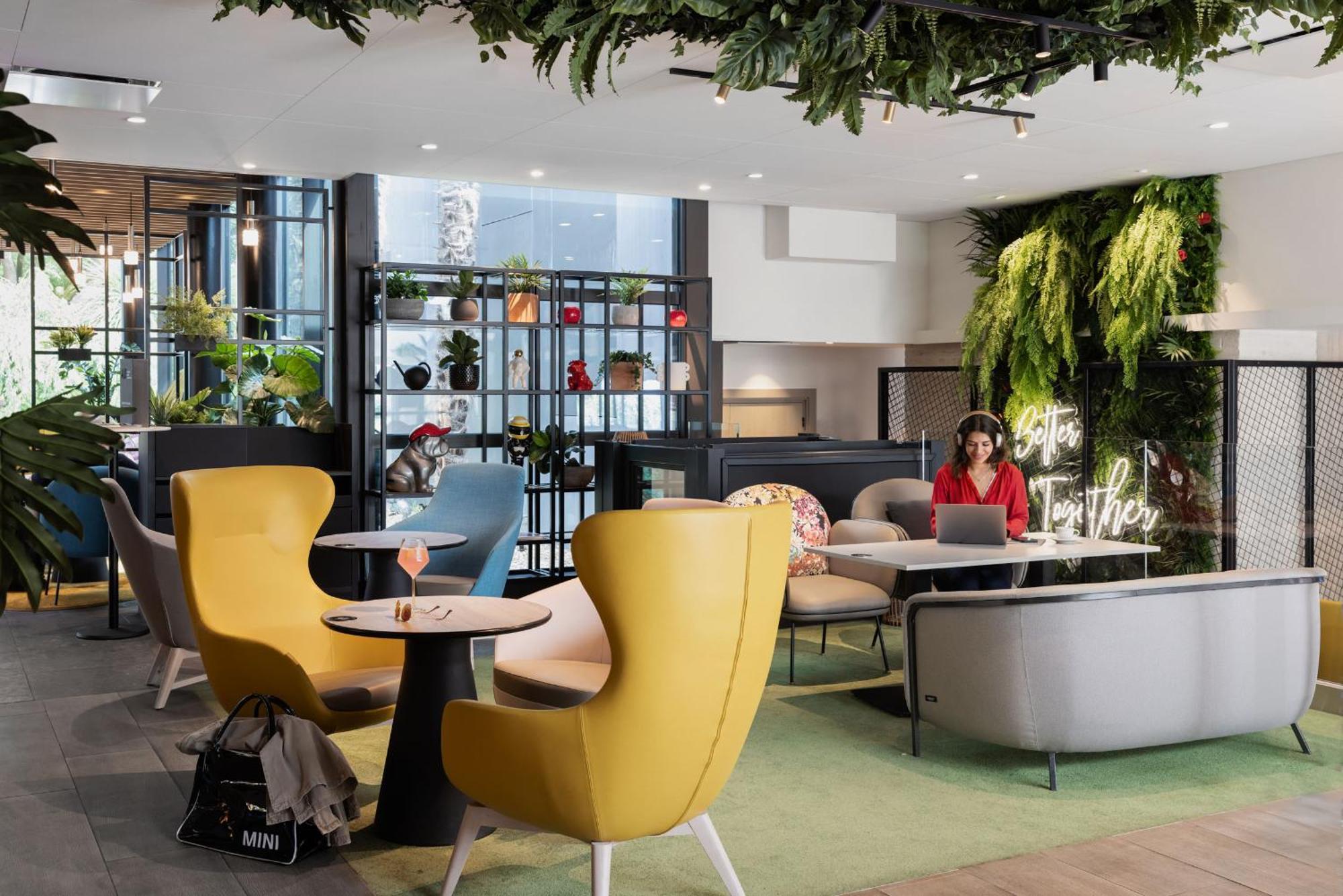 Novotel Rennes Alma Bagian luar foto
