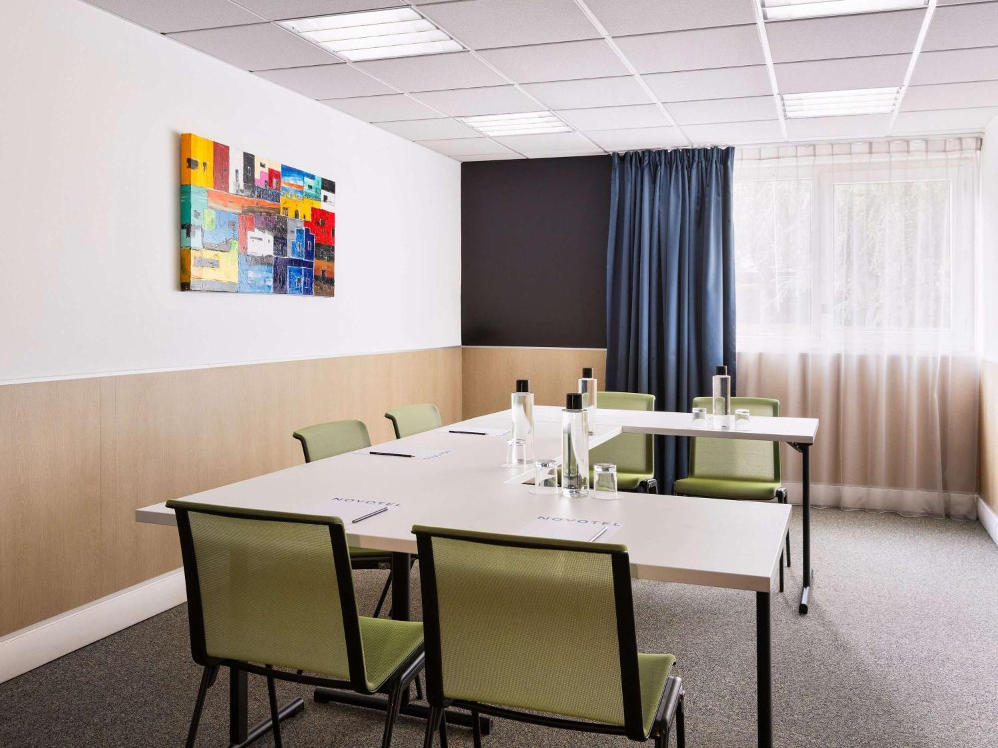 Novotel Rennes Alma Bagian luar foto